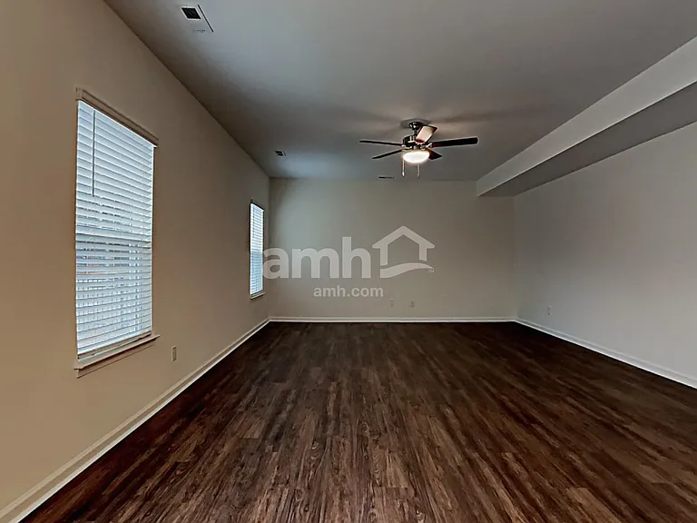 5038 Twin River Dr — Photo 6