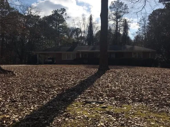 551 Sunset Dr, Norcross, GA 30071