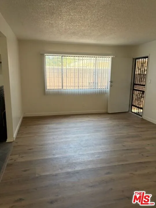2 bed, 1.0 bath, 800 sqft, $2,595 — Photo 4