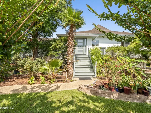 420 Caribe Pl N, Gulfport, MS 39507