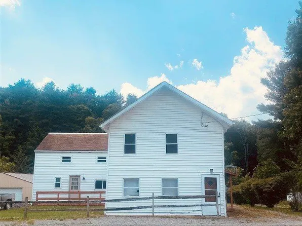 1220 Tracy Creek Rd, Vestal, NY 13850