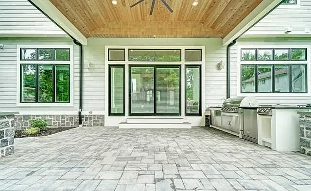 612 Sylvan Pl W — Photo 33