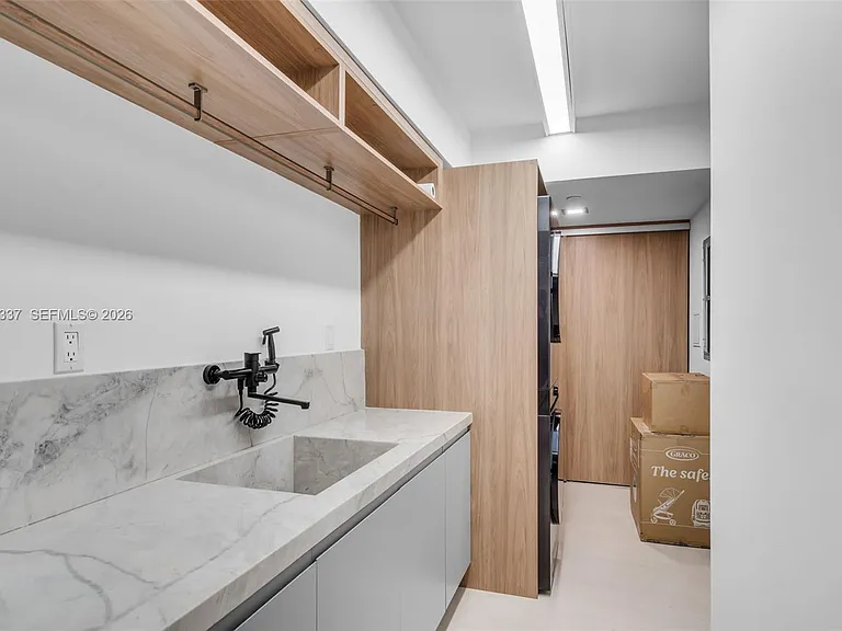 3411 Indian Creek Dr #1201 — Photo 46