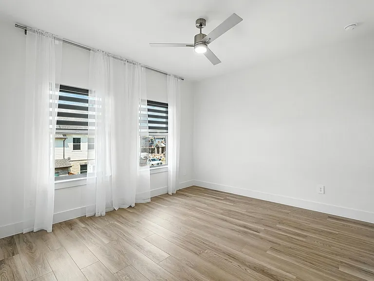 142 Pinkie Holmes Dr — Photo 17