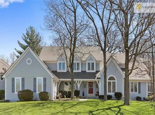 13825 Hemlock St, Overland Park, KS 66223