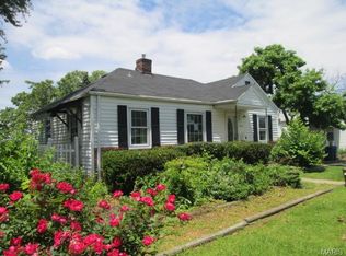 4541 Holman Ln, Saint Louis, MO 63134