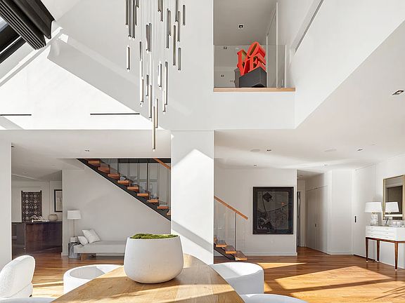 2nd image of 385 W 12th St Penthouse W