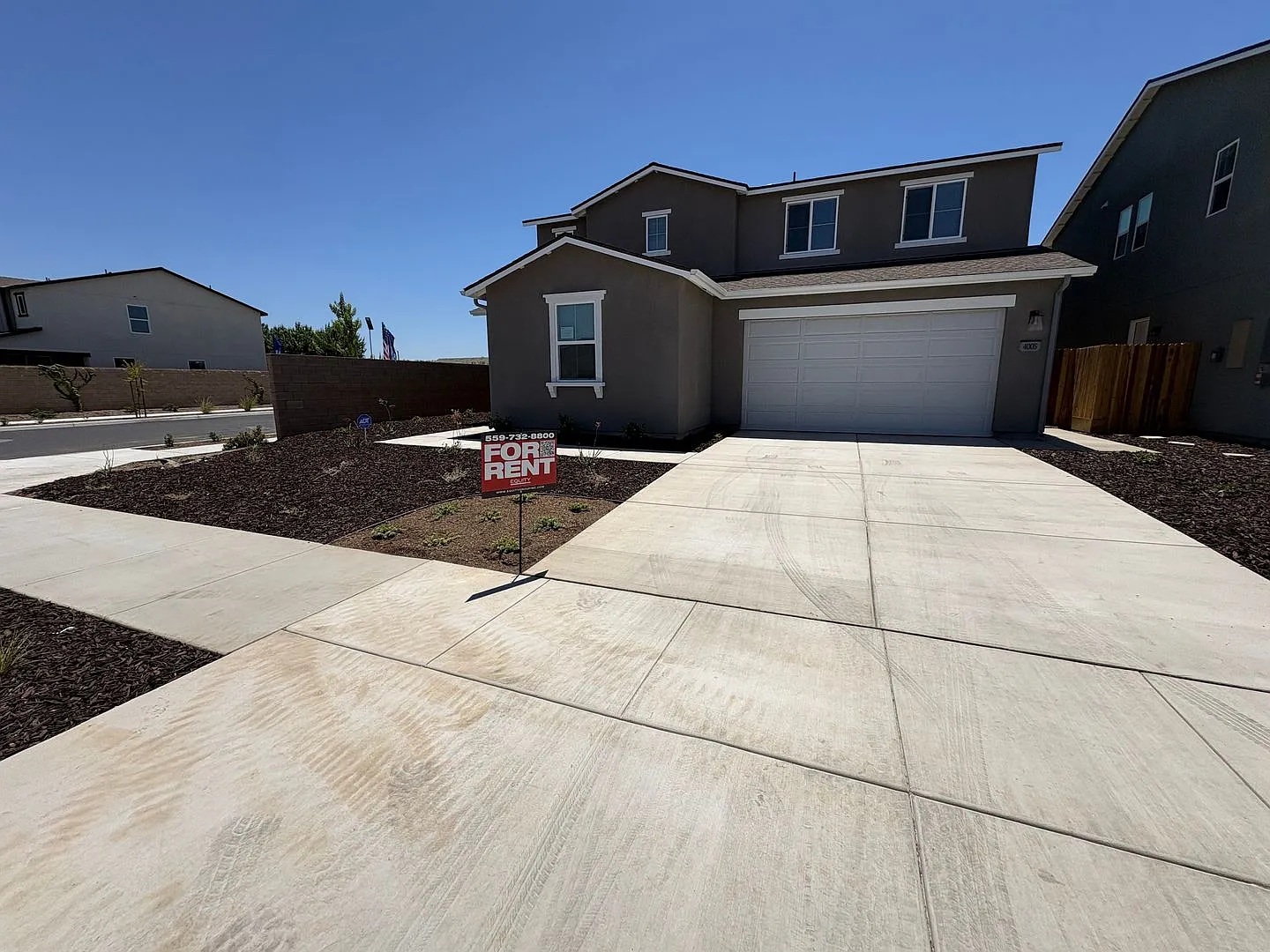 Newly Built Dr Horton Home Available Now! — Photo 2