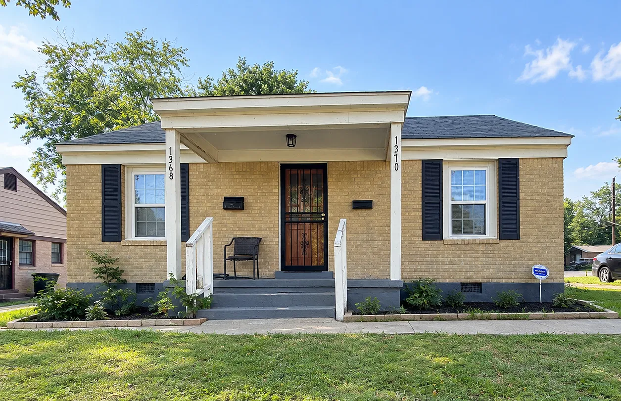 1370 Kimball Cv — Photo 1