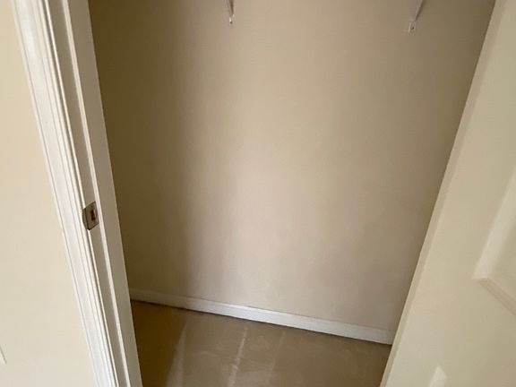 3rd image of 2924 Lomond Pl