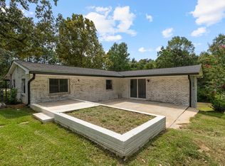 40 Jeffie Craven Rd, Laurel, MS 39443