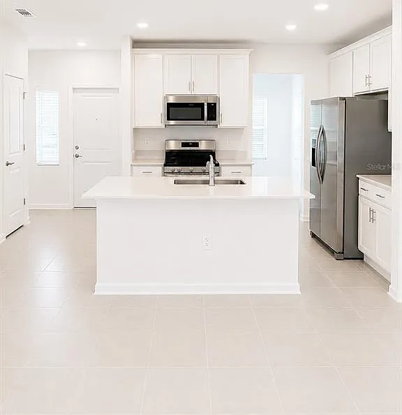 3 bed, 2.5 bath, 1782 sqft, $2,700 — Photo 4