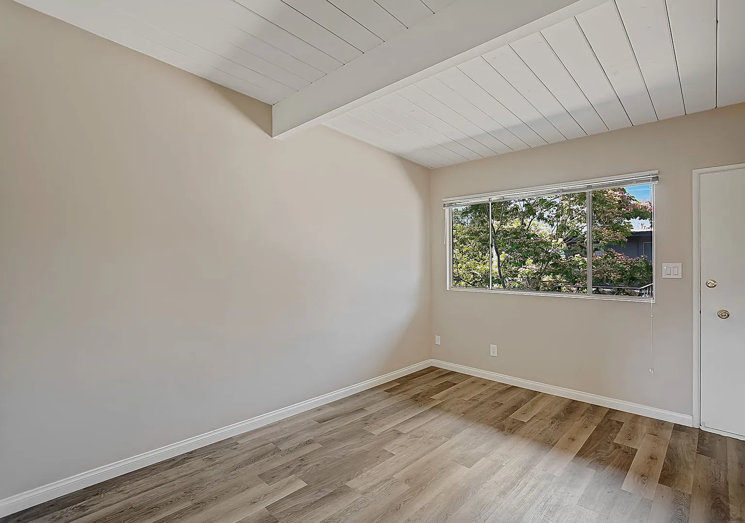 1114 Garden Street — Photo 2
