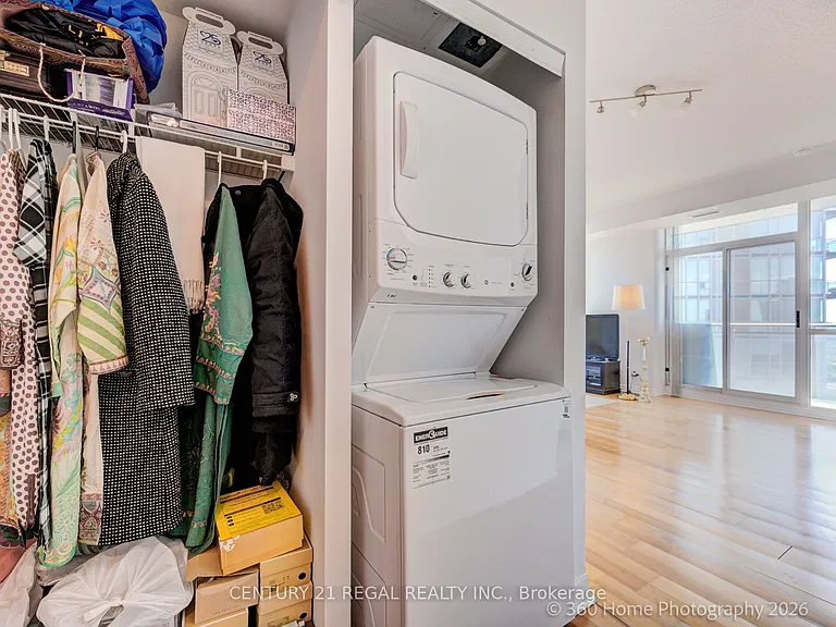 220 Burnhamthorpe Rd W #3004 — Photo 23