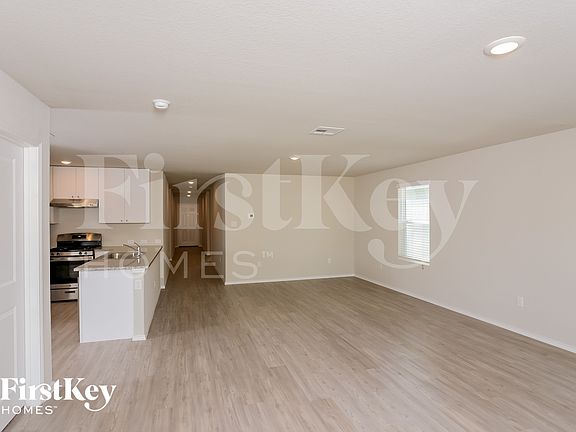 3rd image of 1827 Morse Way