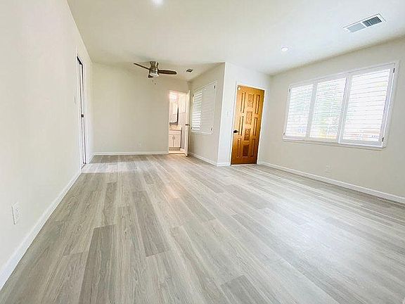 Living space 3 bedroom