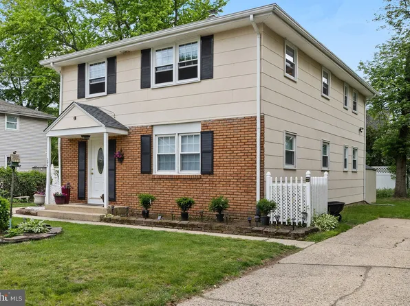 295 Lander Dr #B, Trenton, NJ 08619