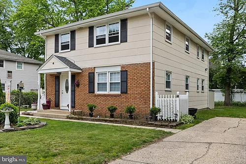 295 Lander Dr #B Photo 1
