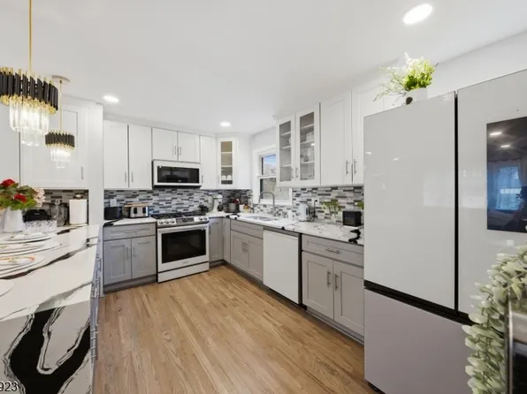 501 E 2Nd Ave, Roselle Boro, NJ 07203