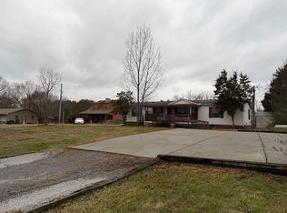 4443 Pea Ridge Rd, Maryville, TN 37804