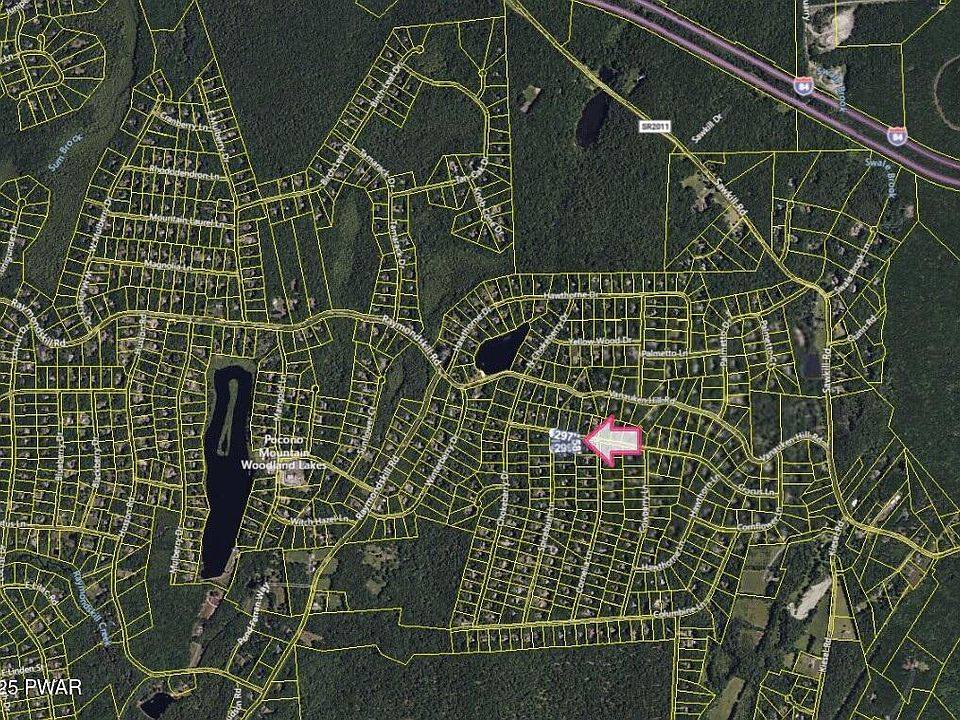 2nd image of 1083 Crocus Ln