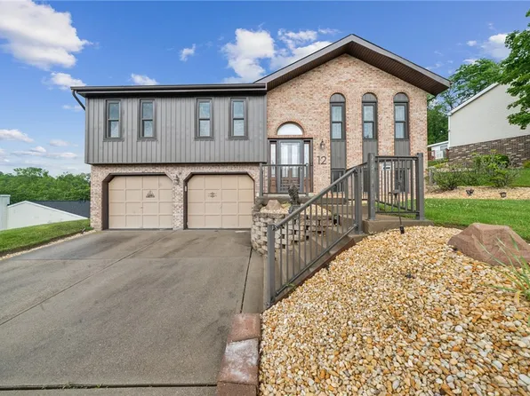 12 Elrond Dr, Pittsburgh, PA 15235