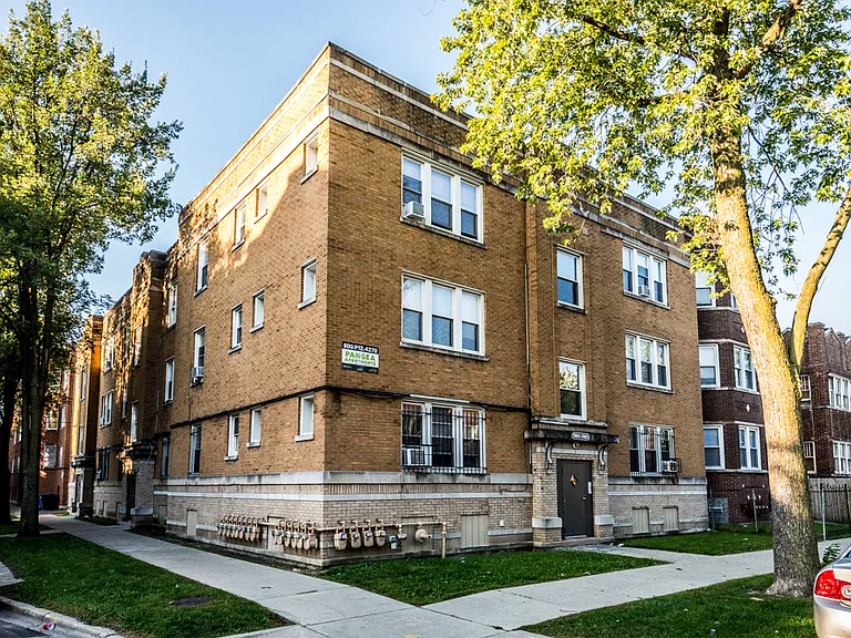 5001 W Adams St — Photo 2