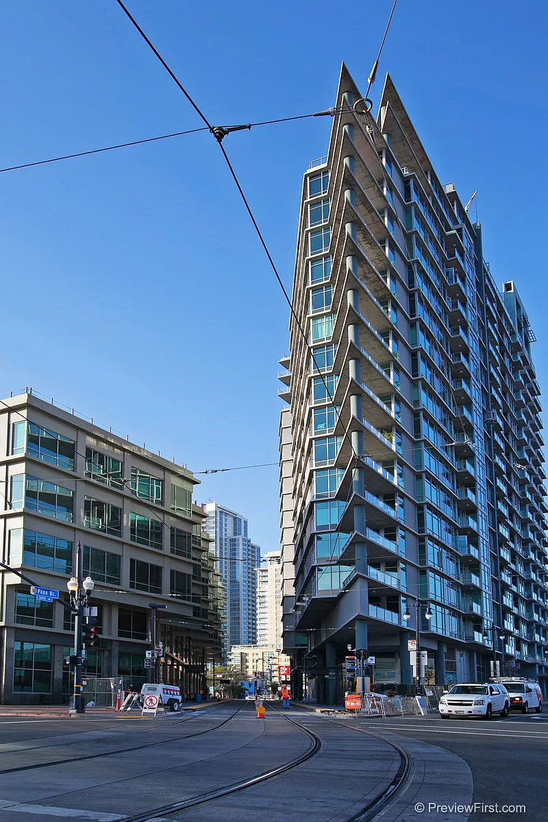 Building Photo - 1080 Park Blvd #1302