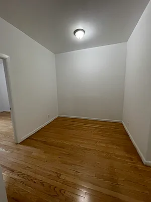 Rented by Peter R. Hungerford, LREB | media 19