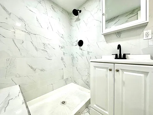 Sold by Remax Real Estate Professionals | media 25