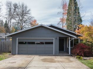 5825 SW 54th Ave, Portland, OR 97221