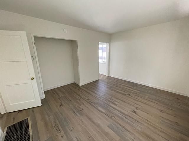 1st image of 112 La Verne Ave #3