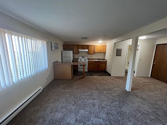 4th image of 2101 W 7th St #26