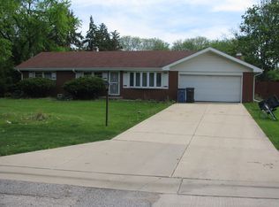 20W563 Moreland Ave, Addison, IL 60101