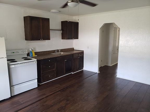 3rd image of 1799 Seminole Blvd APT C