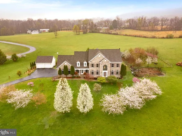 36430 Heskett Ln, Purcellville, VA 20132