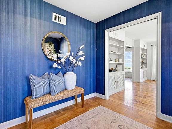 3rd image of 1200 E 13th St