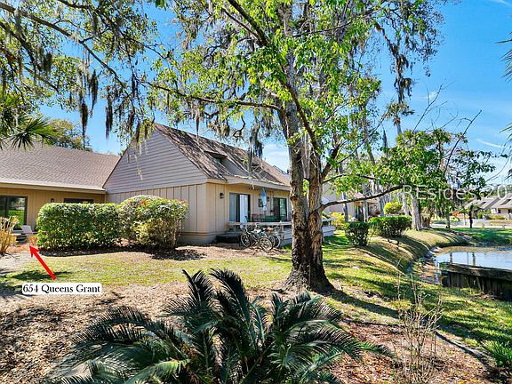 2nd image of 45 Queens Folly Rd APT 654