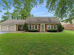 1011 Greenview Dr, Cave City, KY 42127