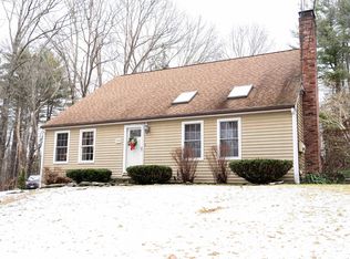 330 Ash Swamp Rd, Newmarket, NH 03857