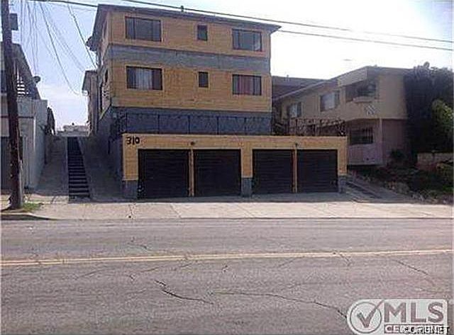 2nd image of 310 E Hyde Park Blvd APT 1