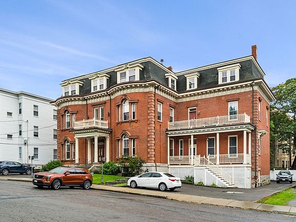 4th image of 14 Kensington Park APT 3