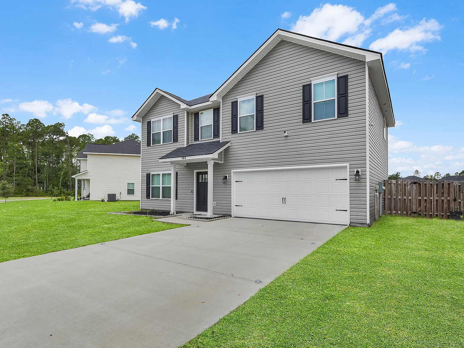 4 bed, 2.5 bath, 2153 sqft, $2,500 — Photo 3