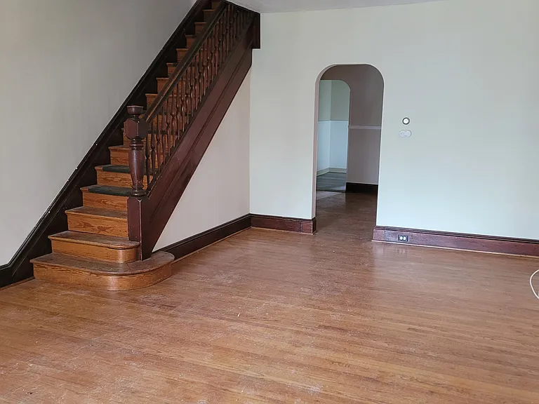 824 Tombler St — Photo 4