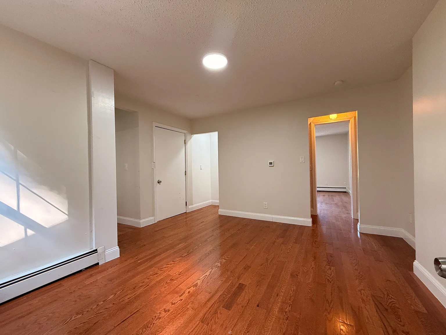 73-77 West Thames Street - 73B — Photo 3