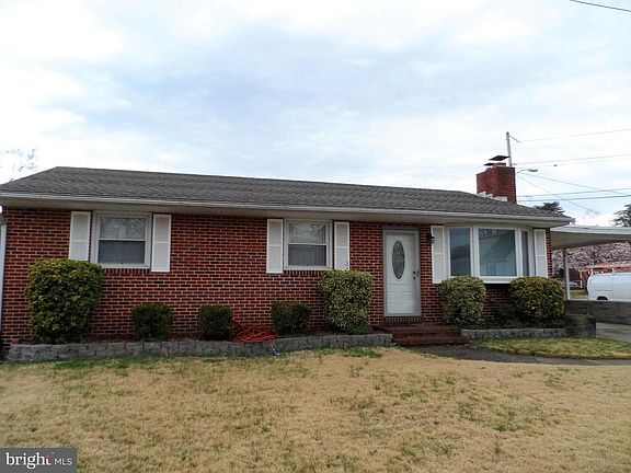 3rd image of 411 6th Ave NE