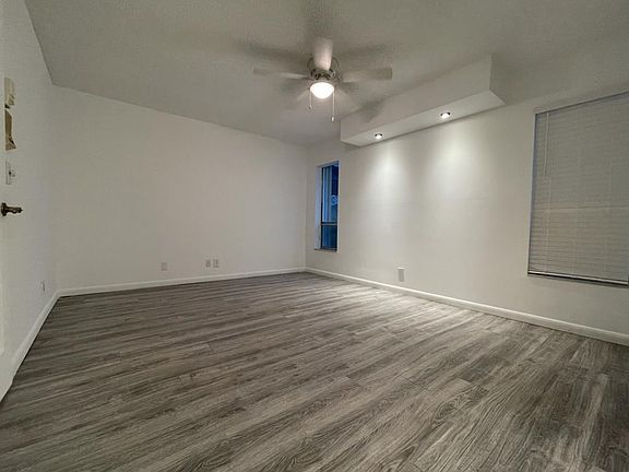 4th image of 4121 NW 1st Pl