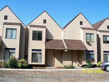 2nd image of 2019 NE McDonald Ln APT 9