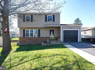 799 Martin Ln, Harrisburg, PA