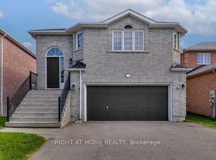 132 Dean Ave, Barrie, ON L4N 0V6
